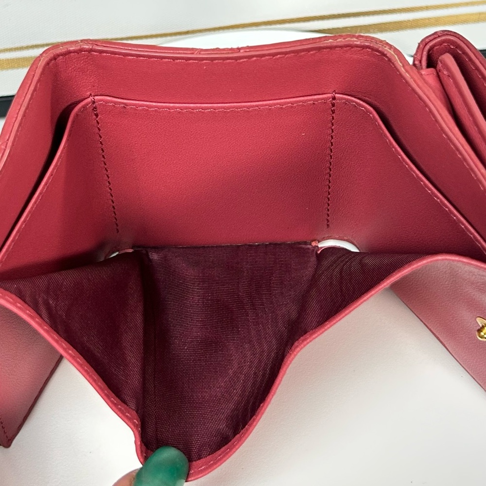 DIOR Cannage Quilted Compact Trifold Wallet 😍❤️🔥 - Picture 8 of 17